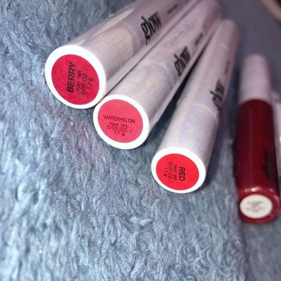 $60 Makeup Bundle from Express $180 Value GLOW STUDIO - Picture 3 of 8